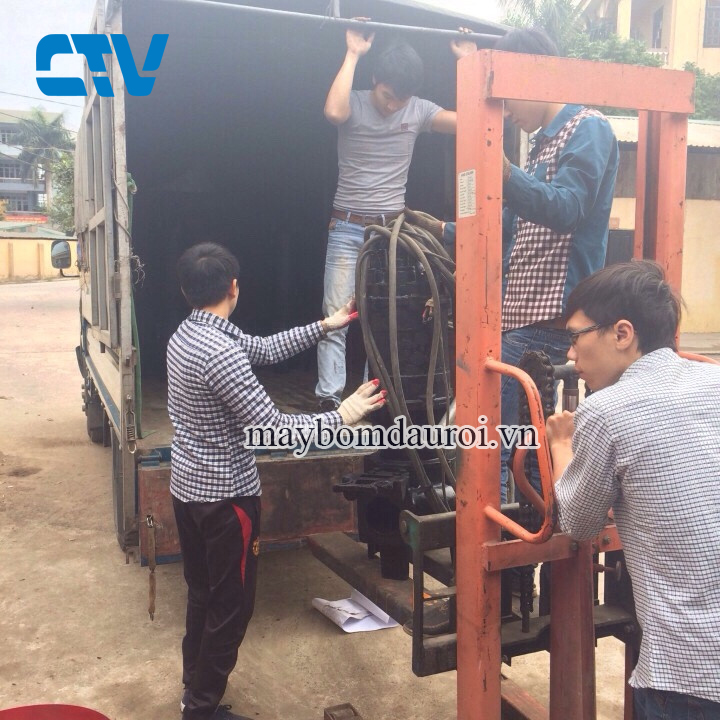 Cho thuê máy bơm nước thải Ebara