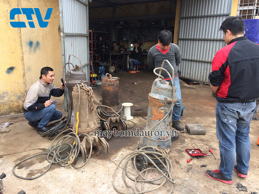 Sửa máy bơm chìm ABS tại Cường Thịnh Vương